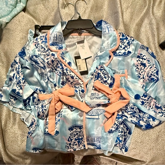 8 OAK Lane Blue and Pink Patterned Pajama Set - Picture 5 of 11